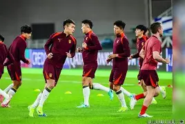 九游电脑版安装包-赛前突围战来临,摩纳哥围绕荷甲更衣室发声,更衣室稳定,资深球员宣示担当(暗区突围保卫阿贾克斯)