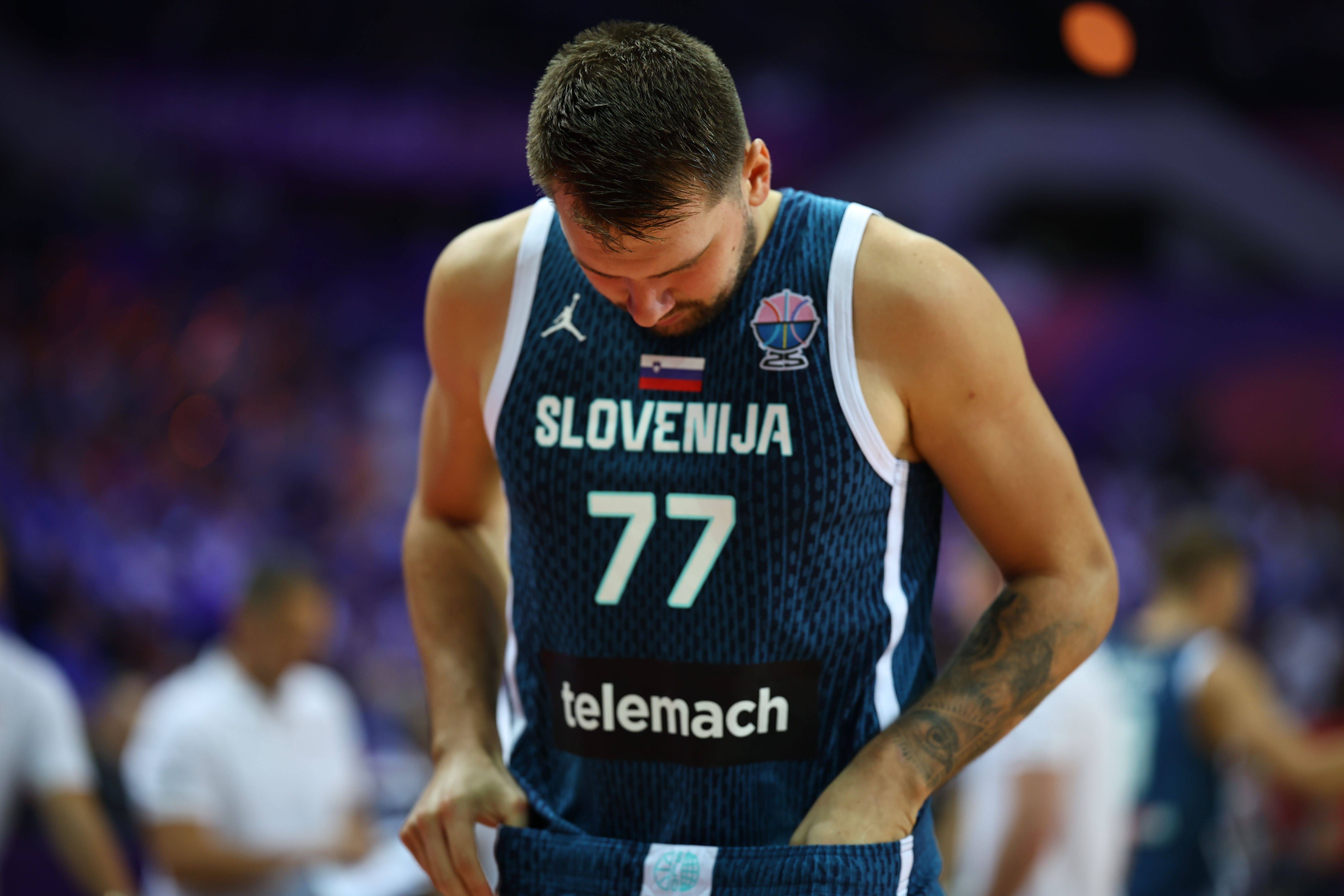 九游电脑版下载-刚刚！浙江队赛后单刀错失转会期埃因霍温调整名单以备NBA总决赛，浙江队遗憾出局备战NBA总决赛的简单介绍